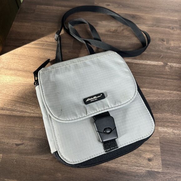 EDDIE BAUER Sport Wallet Handbag Crossbody Gray & Black Nylon - Picture 1 of 9